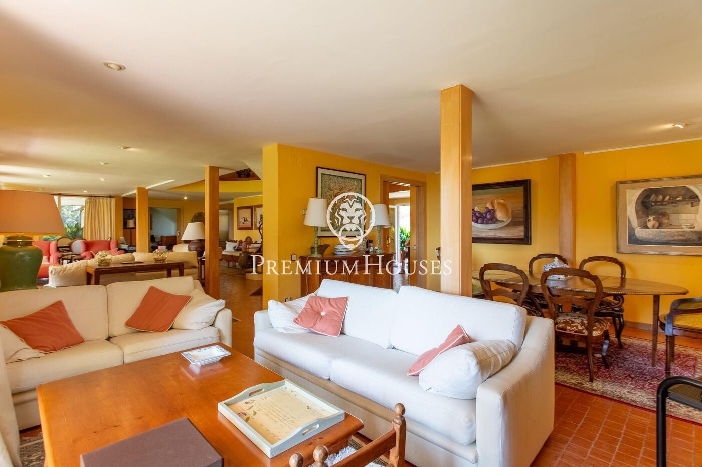 Privacy and views of the Barcelona Coast