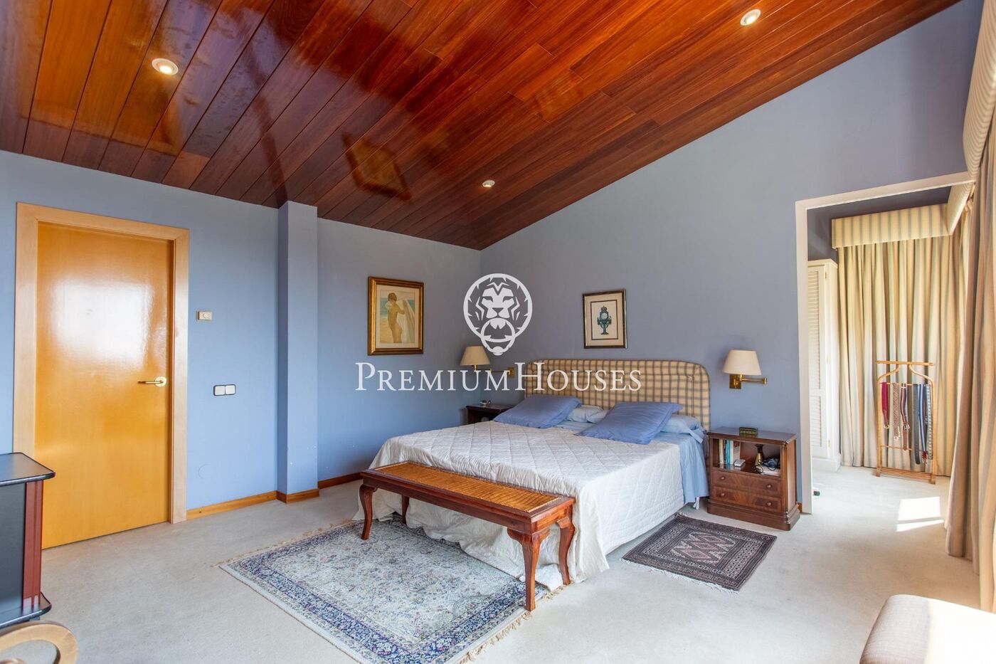 Privacy and views of the Barcelona Coast