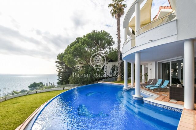 Villa avec vues spectaculaires sur la mer à Lloret de Mar