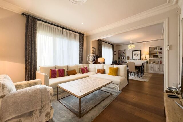 Fantastic flat for sale a few steps away from Paseo de Gracia