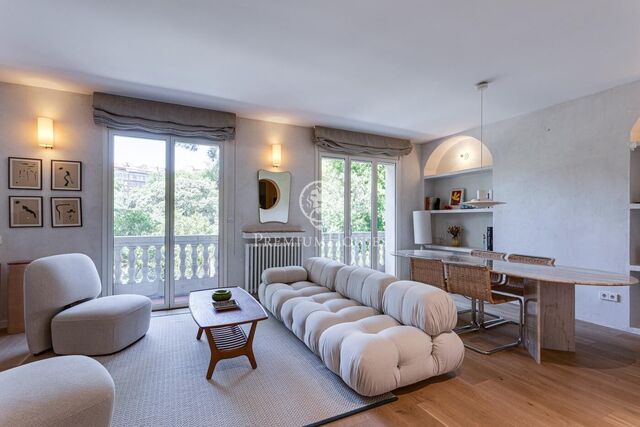 Fantastic flat for sale in front of the Turó Park