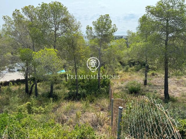 Terreno urbano con vistas en Can Girona