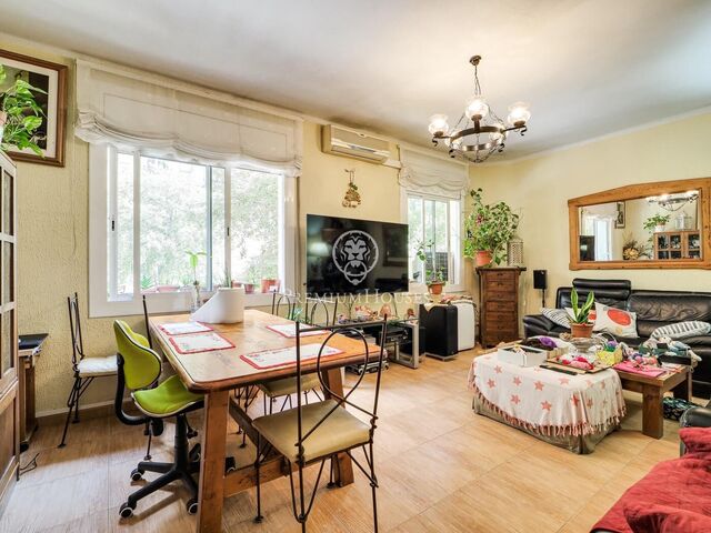 Charming flat for sale in l'Eixample Dret