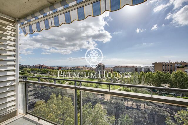 Duplex penthouse with sea views for sale in Mataró