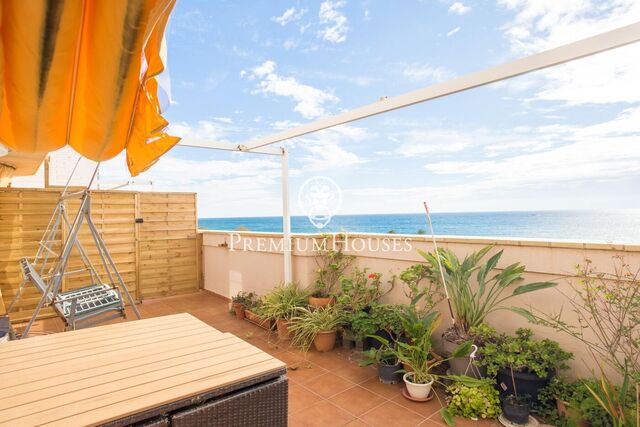 Sea front penthouse for sale in Mataró