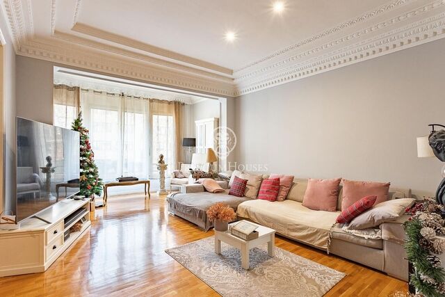 Elegant flat for sale in Sant Gervasi