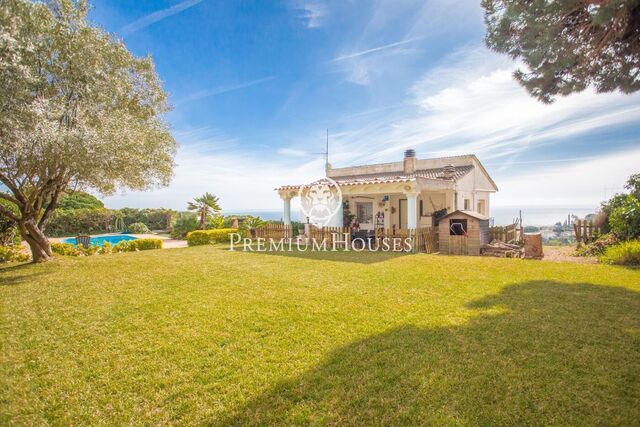 Casa amb vista buidades a la mar en venda en Vistamar