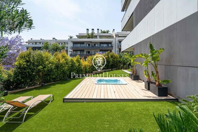 Ground Floor with Large Garden in Aiguadolç