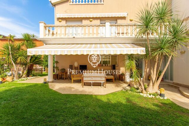 House for sale in the centre of Llavaneres