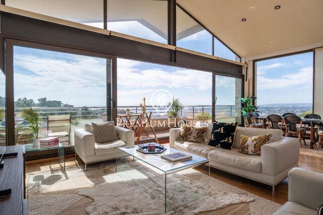 House with Sea Views in Quintmar