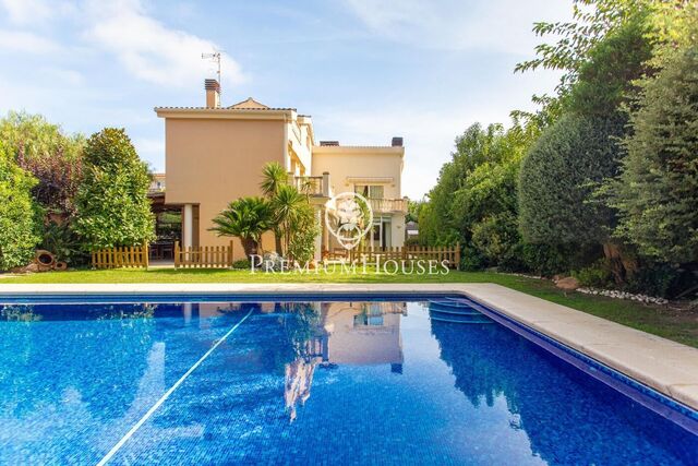 Комфорт в центре Llavaneres. Barcelona Costa